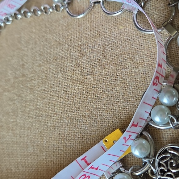 Paparazzi 6 Piece Necklace Silver Heart With Pearl Bracelets Set - Picture 16 of 17